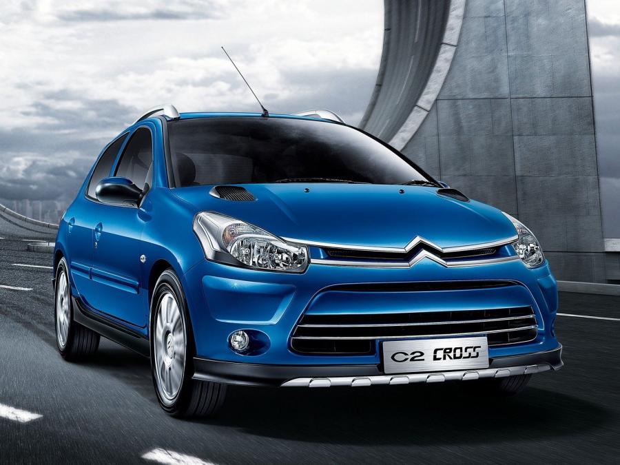  Citroen C2 VTS Cross 2012 года  (фото 2 из 2)